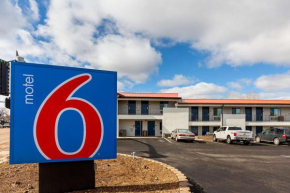 Motel 6-Show Low, AZ